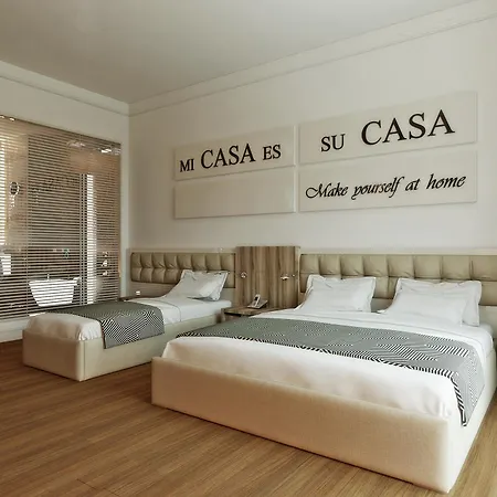 Orfeus Queen Hotel 4*