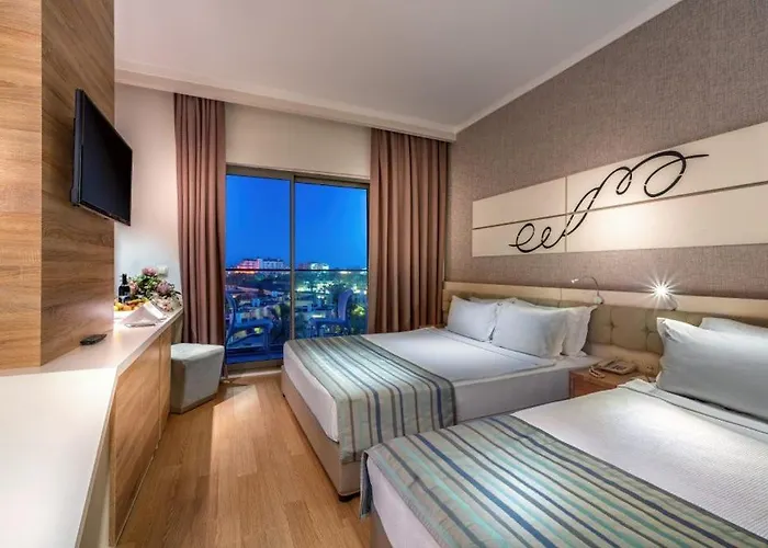 Orfeus Queen 4* 코라클리