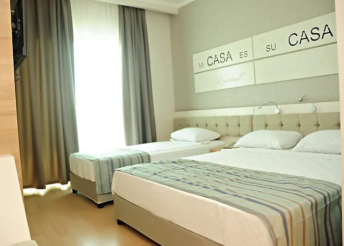 Orfeus Queen 호텔 4*