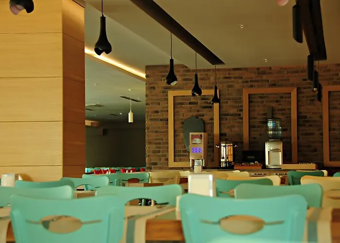 Orfeus Queen 4* 코라클리