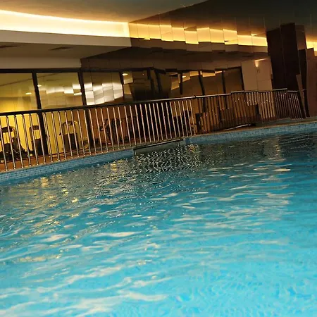 Orfeus Queen Отель 4*