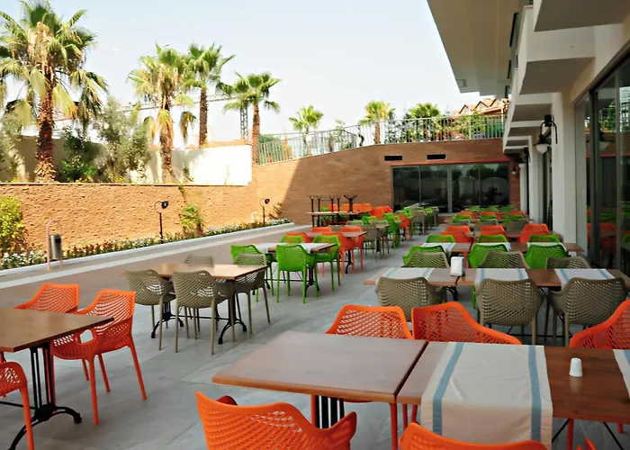 Orfeus Queen Hotel